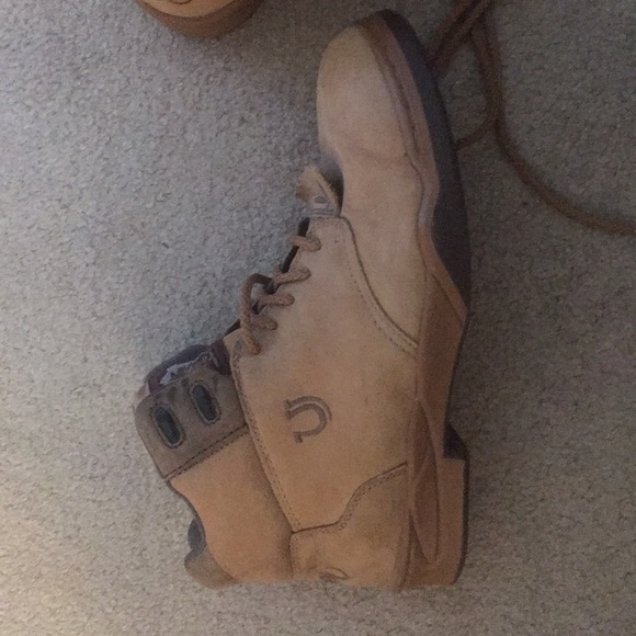 Boots - Picture 2 of 3